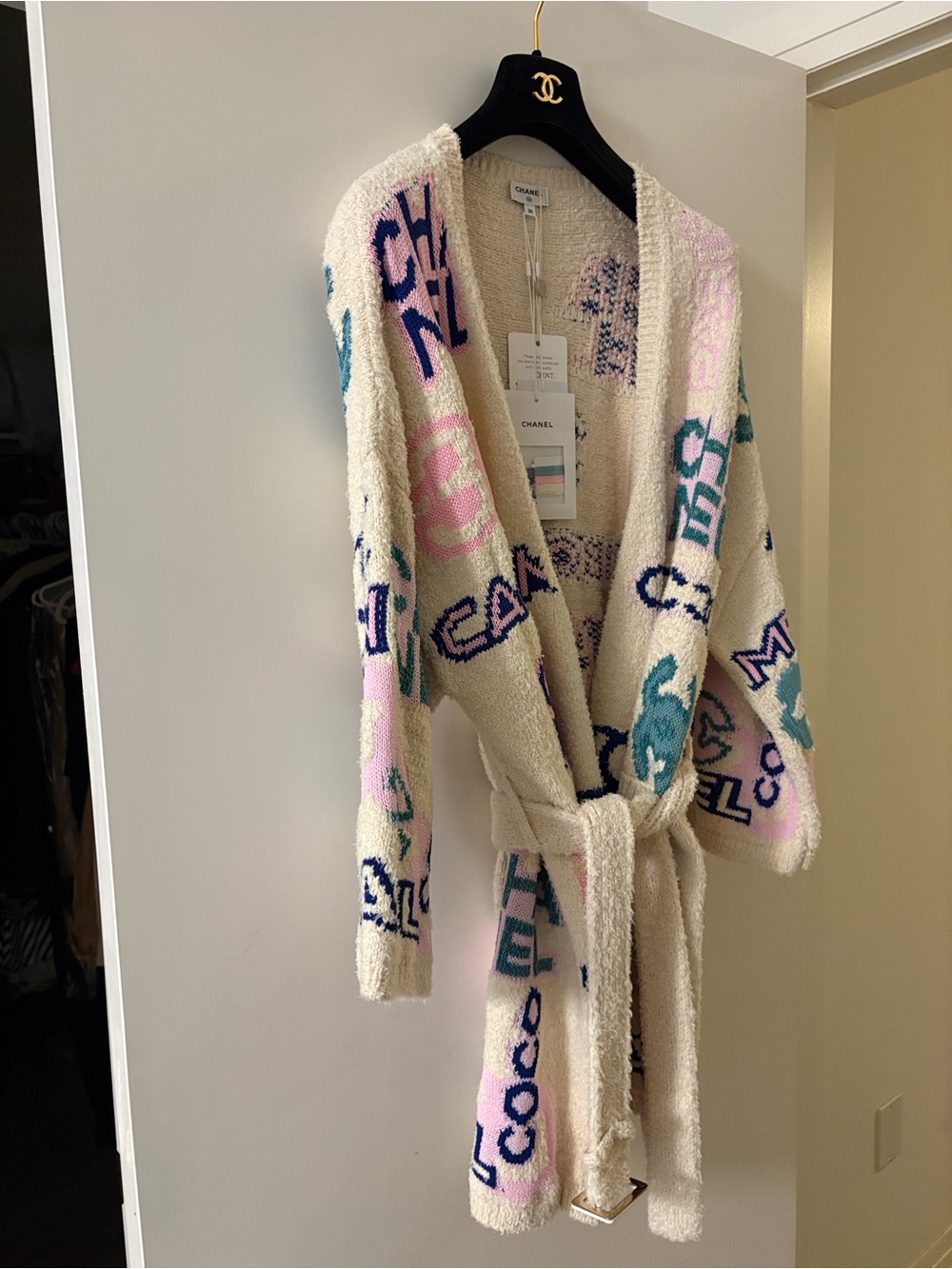 CHANEL Cream Bouclé Logo-Print Robe Jacket with Pink & Blue Accents - Picture 2 of 5